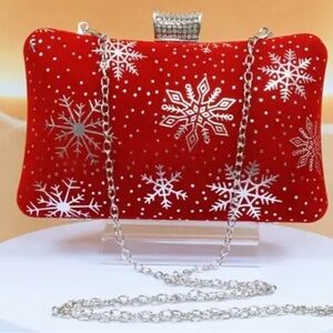 Elegant Red Snowflake Clutch
